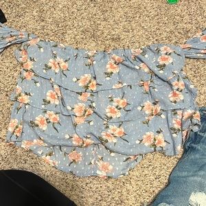 American Eagle Off the shoulder shirt
